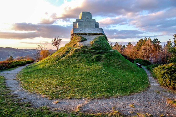 Banja Luka City Tour & A magical journey on Dayak boat - Tvrdava Kastel fortress: Roman finds, fort walls, and festival space (about 1 hour)