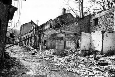 Break-up of Yugoslavia & The War in Mostar: Life Under Siege - Stop 2: Mostar War Museum (Gojka Vukovića) and How the Guide Makes It Make Sense