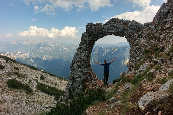 Hiking between Bosnia and Herzegovina - Day 3: Another Prenj day, aiming for the massif’s central high peak