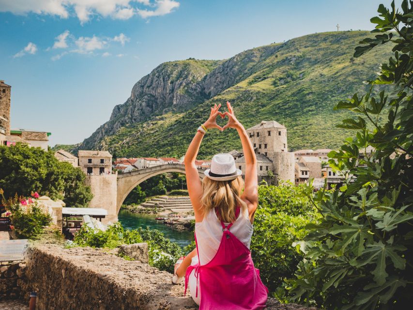 Mostar and Kravice Waterfalls Full-Day Tour from Split - Mostar: Old Bridge views, mosques, and the Mostar diving tradition