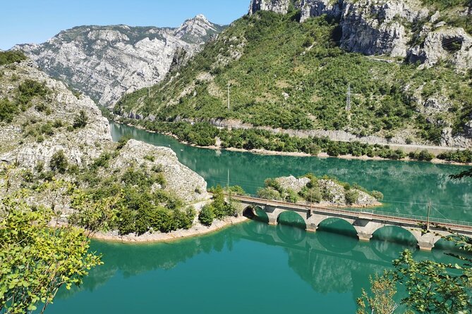 Neretva kayak safari - Grabovicko Lake and the Beach Stop: Swim, Picnic, and Stretch Out