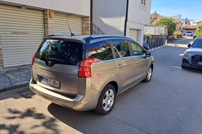 Private Transfer between Trebinje and Dubrovnik - Which car fits your group best