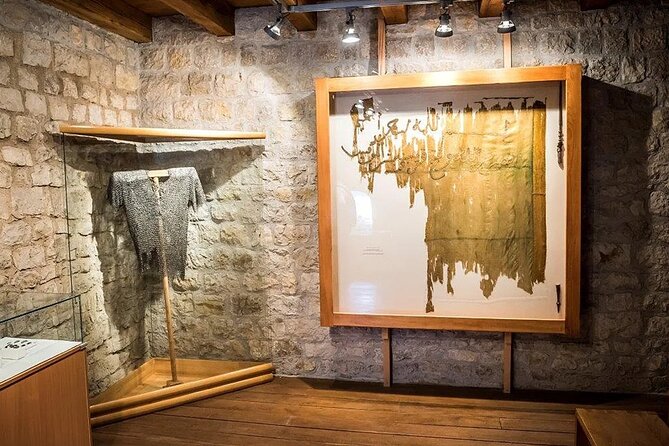 Sarajevo: Day Trip to Bosnian Castles Vranduk, Tešanj & Srebrenik - What to pack (and what to expect) for rocky fortresses
