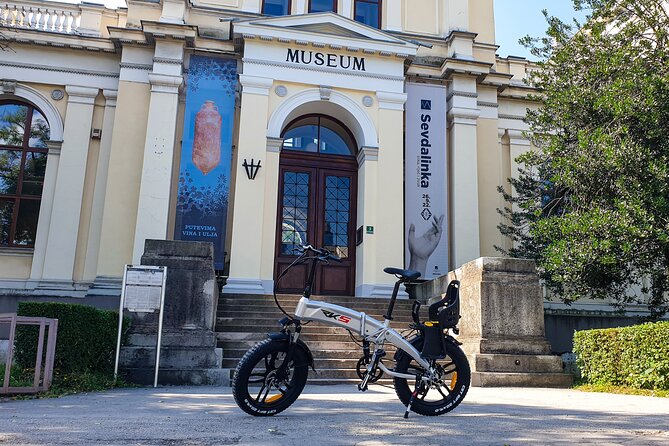 Sarajevo E-Bike City Tour - Getting Oriented at 9:00am: Pickup, Gear, and Pace