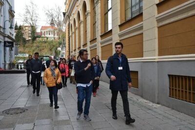Sarajevo Grand Tour: Old Town, War Tunnel, Olympic Sites & More - Old Town orientation: City Hall, Inat Kuća, and Miljacka river