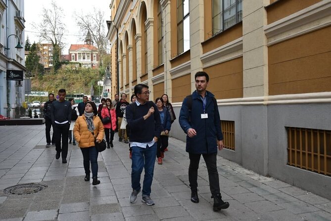 Sarajevo Grand Tour: Old Town, War Tunnel, Olympic Sites & More - Old Town orientation: City Hall, Inat Kuća, and Miljacka river
