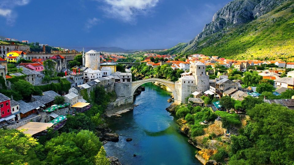 Sarajevo: One-Way Tour to Dubrovnik via Mostar - Mostar’s Old Bridge and the War Museum: two sides of the same city
