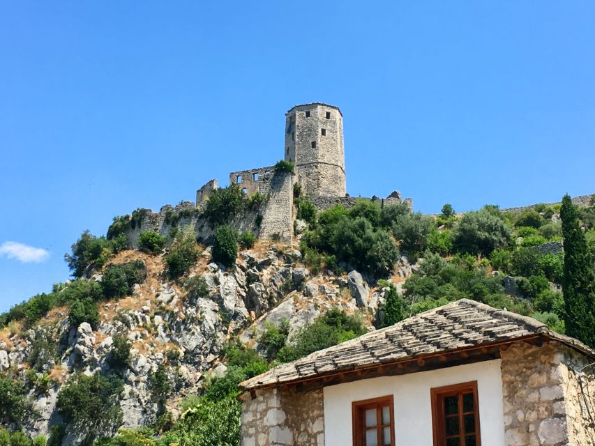 Sarajevo: One-Way Tour to Dubrovnik via Mostar - Guides on the road: what the best ones do for you