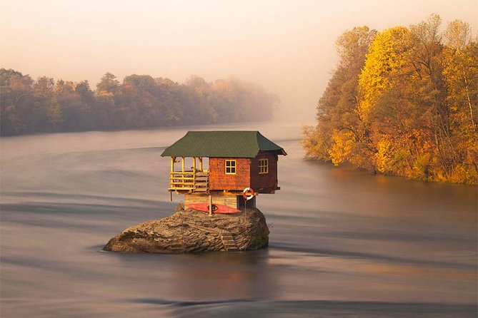 Sarajevo to/from Belgrade UNESCO Transfer Day Tour (Fees Incl.) - A one-way Sarajevo to Belgrade day that stays organized