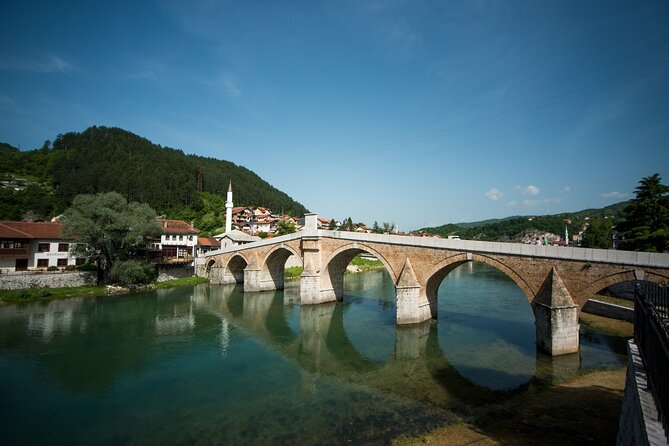 Sarajevo to Split (or opposite): Transfer With Herzegovina Tour - Mostar without the chaos: Old Bridge, Crooked Bridge, and Kujundžiluk