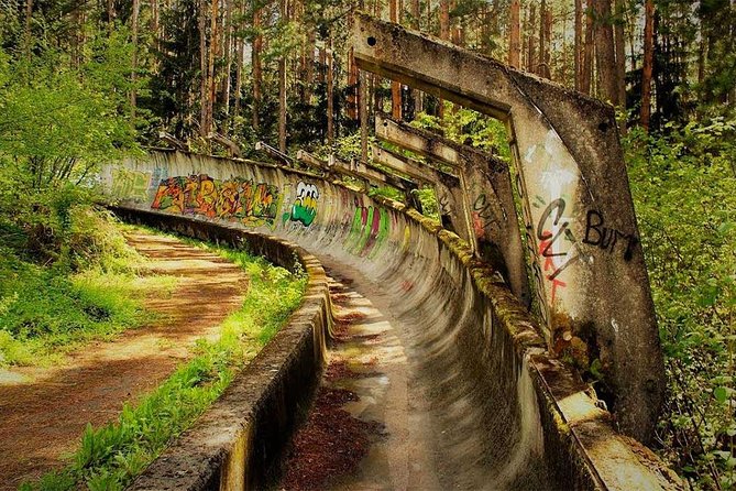 Sarajevo War Tour: A Veteran's Story of the Siege (fees included) - Stop 1: Funky Tours, Markale Markets, and the Children’s Memorial