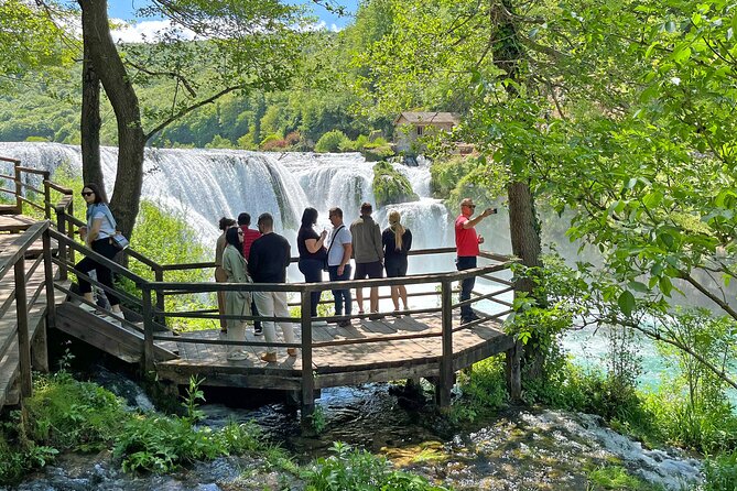 Strbacki Buk and Una Waterfalls: Day Trip from Sarajevo - Sarena Džamija in Travnik: Ottoman details you can spot in 30 minutes